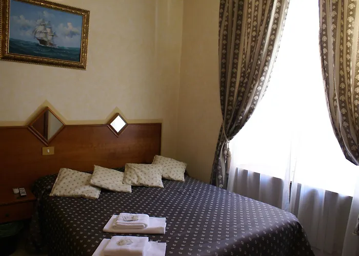 Hotel Farini Rome
