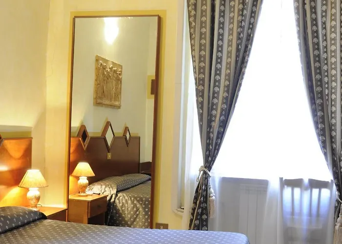 Farini Hotel 2*