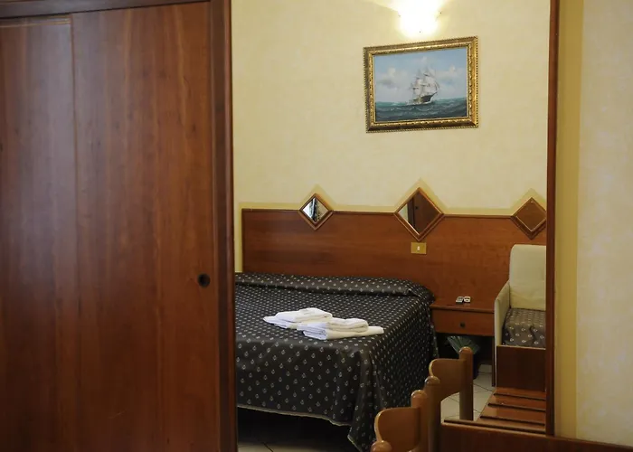 Hotel Farini Rome