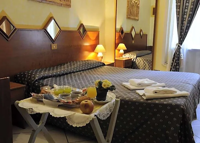 Farini Hotel 2*