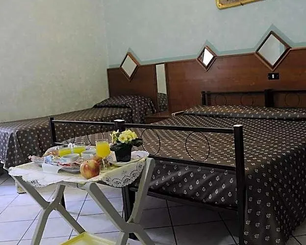 Farini Hotel 2*