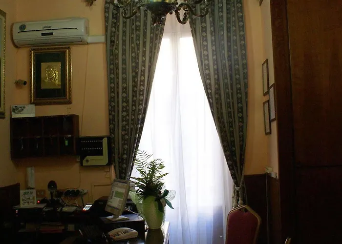 Hotel Farini Rome